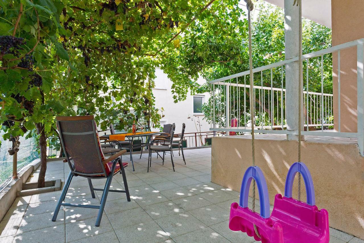 Отель Ani In Trogir * Mittel-Dalmatien Сегет Доньи Экстерьер фото
